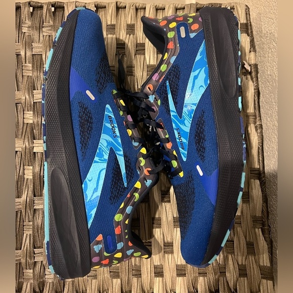 NWOT! Brooks Limited Edition Launch 9 Speed Blue w/poka dot running shoes - Picture 8 of 8